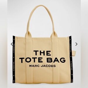 NWT The Marc Jacobs® Jacquard Traveler Large Tote